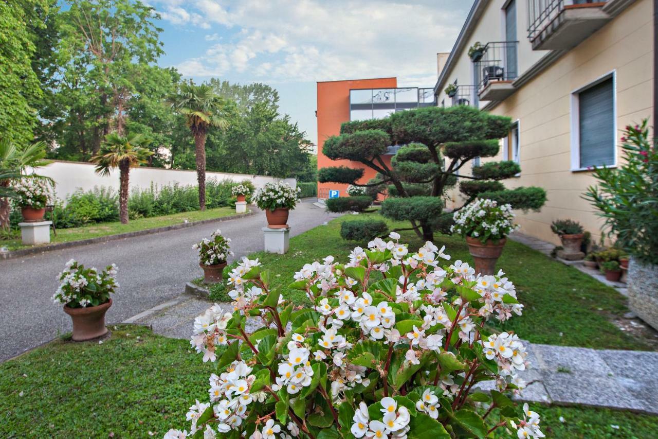 Hotel Garibaldi Падуя Экстерьер фото
